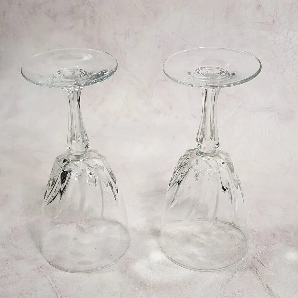 2 Vintage Luminarc Crystal‎ Wine Goblets Glasses 7